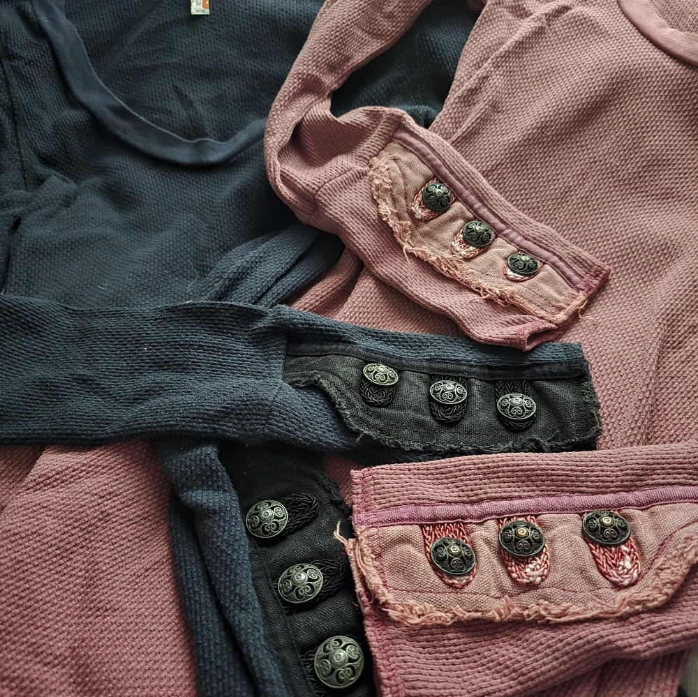 FREE PEOPLE  Tops Thermal Set Of 2 Moto Cuff Waffle Knit Henleys Euc